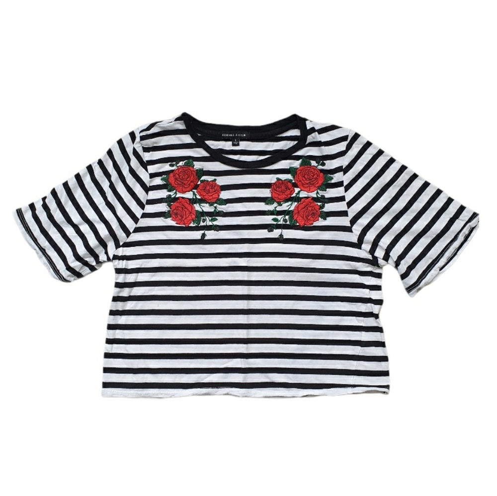 Kendall & Kylie, cro-top T-shirt, Large, Roses